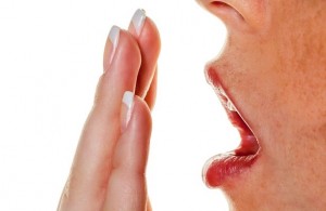 กลิ่นปากรุนแรง ปากเหม็นมาก! น่ากลัวกว่าที่คิด อาจมีสาเหตุมาจากโรคบางอย่างได้